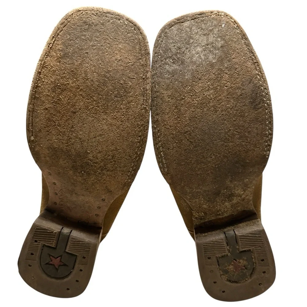 Durango Tan Men's Boots, size 10, pre-owned, gently used.